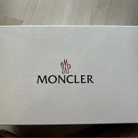 Moncler Alodie Off-White Sneakers with Logo Soles